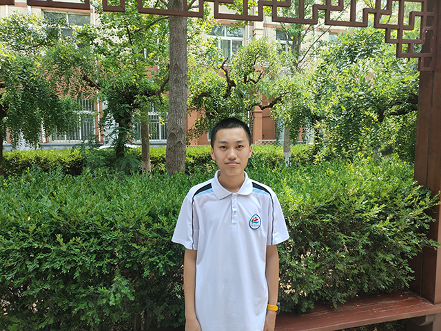 高一7班李树宇.png