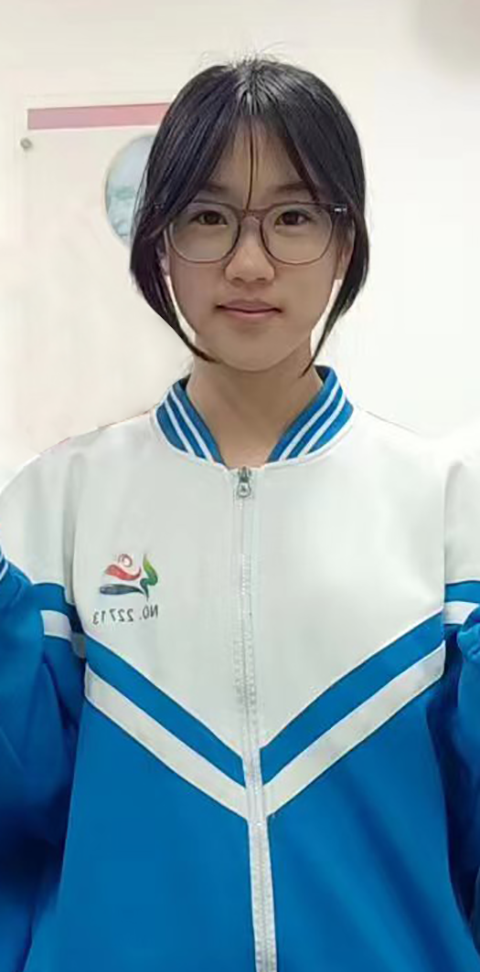 初二3班杨馨怡.png
