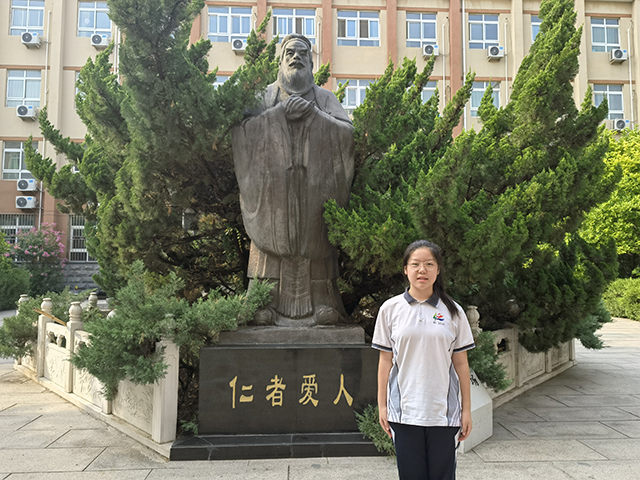 初一1班炫彩少年——-刘珈睿.png