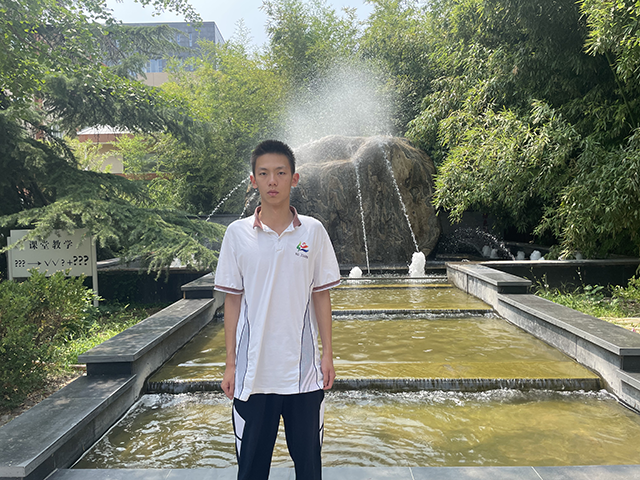 初二10班-刘致远.png