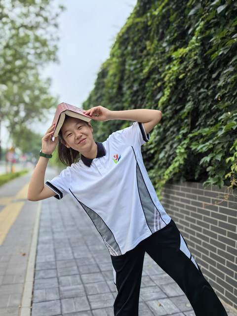 初二21班 张煊奥淇.png