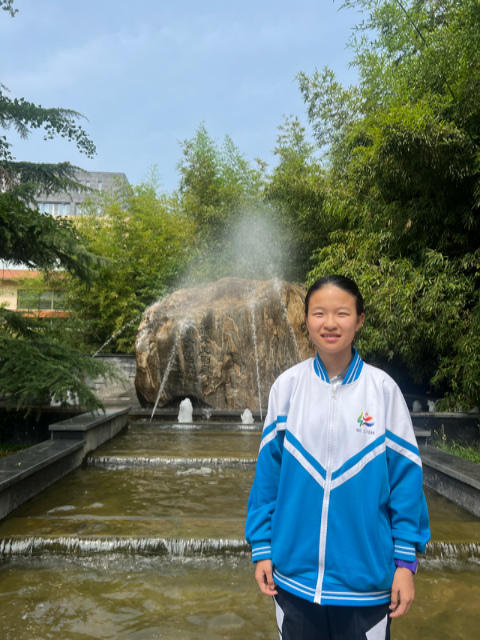 初一13班 沐光少年——沈越.png