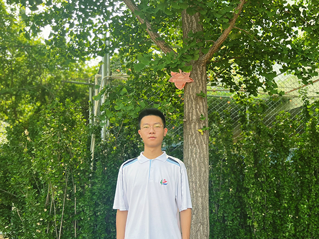高二2班-王嘉瑞.png