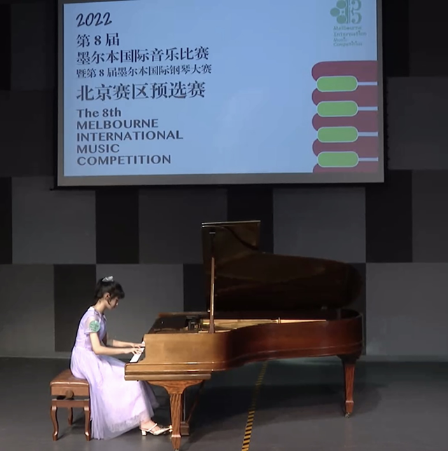 贾宛宜_特色照片1.png