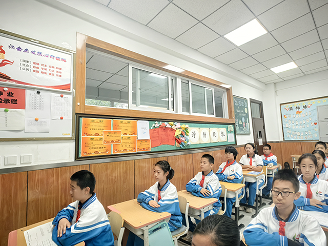 最美班级评选_15班1.png