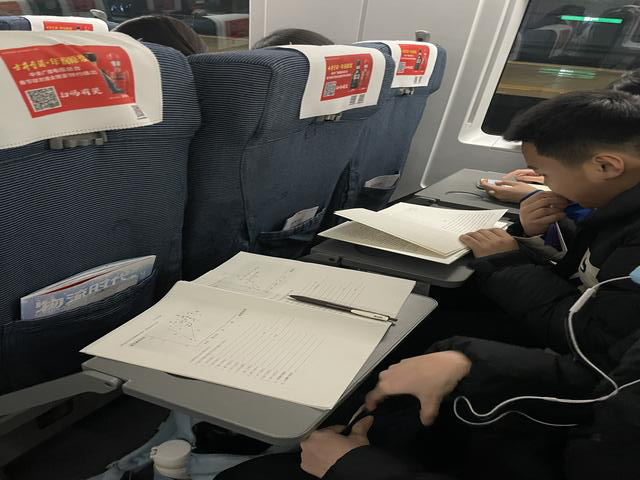 活动照片上传_图11.png