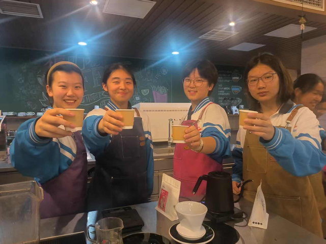 小小咖艺师 (4).png