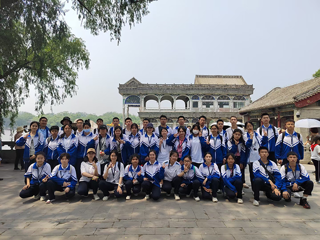 【高考倒计时Day4】这一站，也是一绽——请查收这一份来自高三班主任的专属祝福_8班_4.png