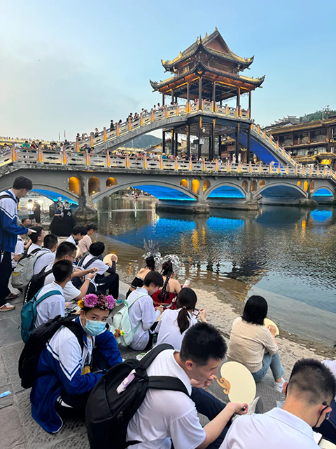 2025年高二研学_20250608_230553_042.png