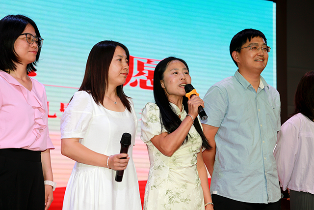 毕业典礼照片_44.png