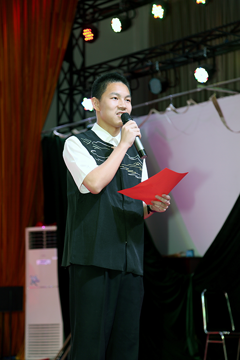 毕业典礼照片_18.png