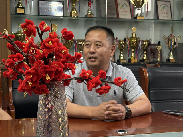 幕后耕耘育沃土 荣休笑看满园芳——昌平二中回龙观校区杨蕙同志光荣退休_图七.png