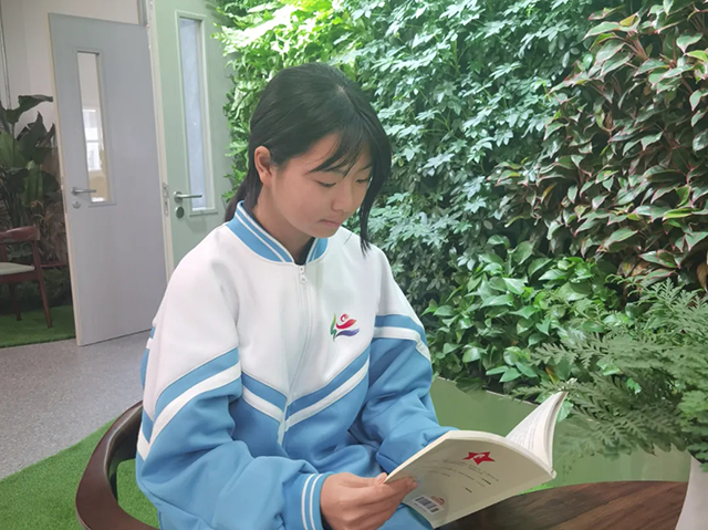 2025初中炫彩少年_20250716_192004_056.png
