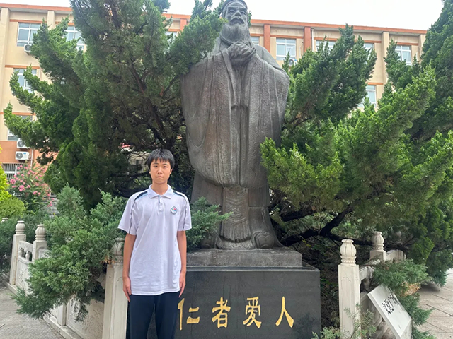 2025高中奋进少年_20250716_200614_092.png