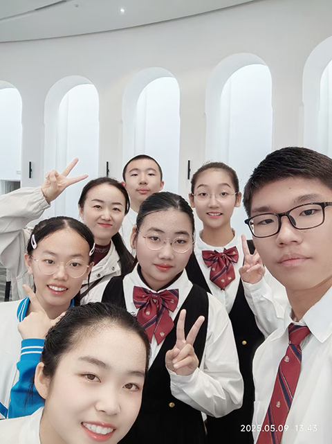 昌平二中初三十班彭纪源_10.png