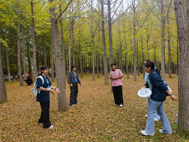 同心迎双节_20251009_083933_016.png