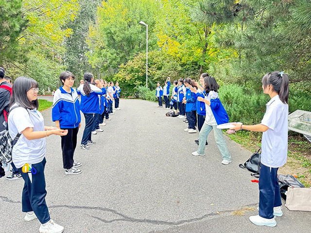 同心迎双节_20251009_083933_022.png
