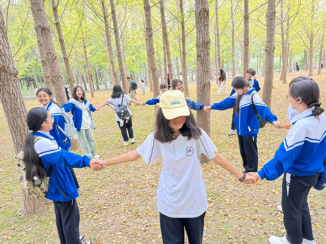 同心迎双节_20251009_083933_026.png