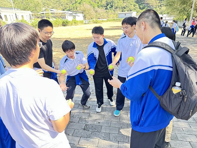 高三徒步_图片14.png