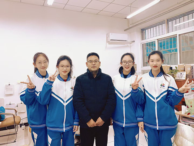 【喜讯】昌平二中教师马永珍当选昌平区诗词学会首任主席_微信图片_20251020205612_52_1165.png