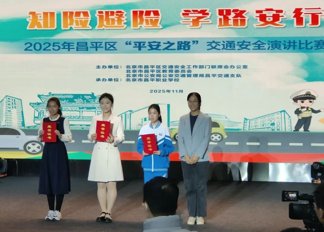 de50a7c0c3b43a3666b7adb3414138e1