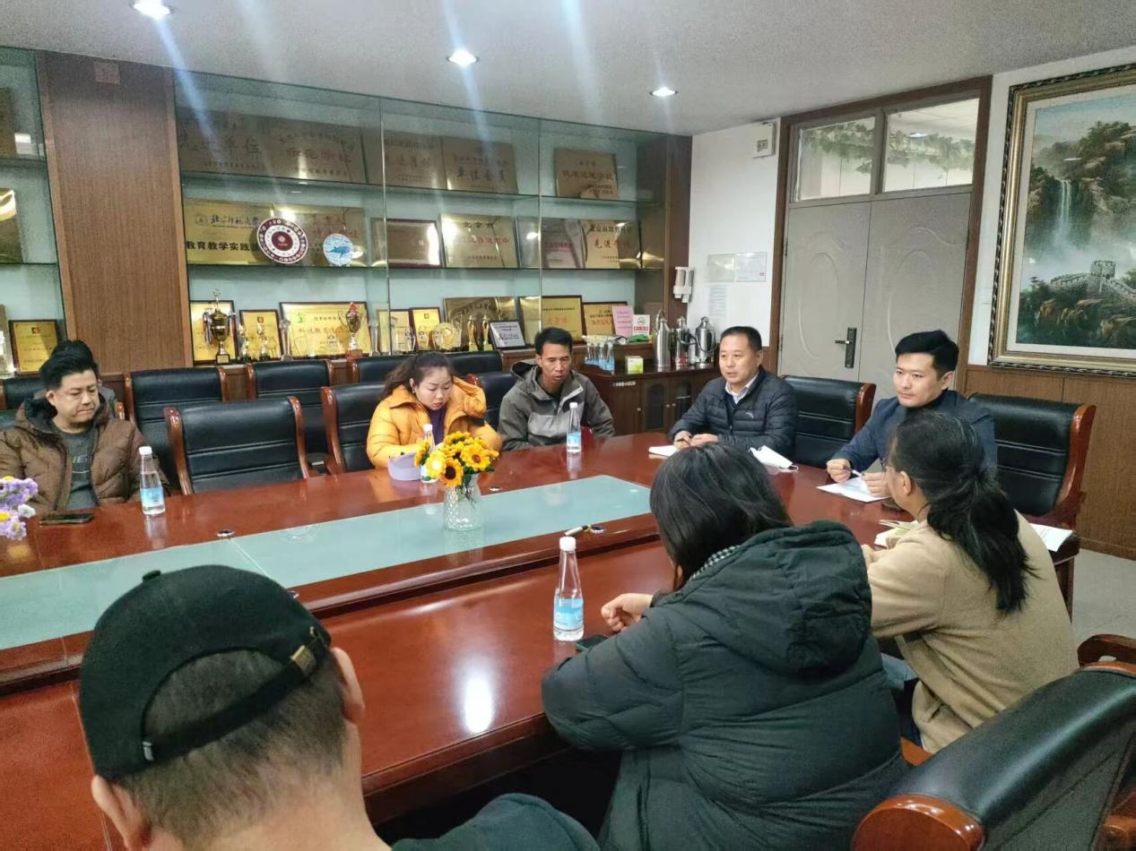 9cc8624c681102c8c9a27f003dffd54b