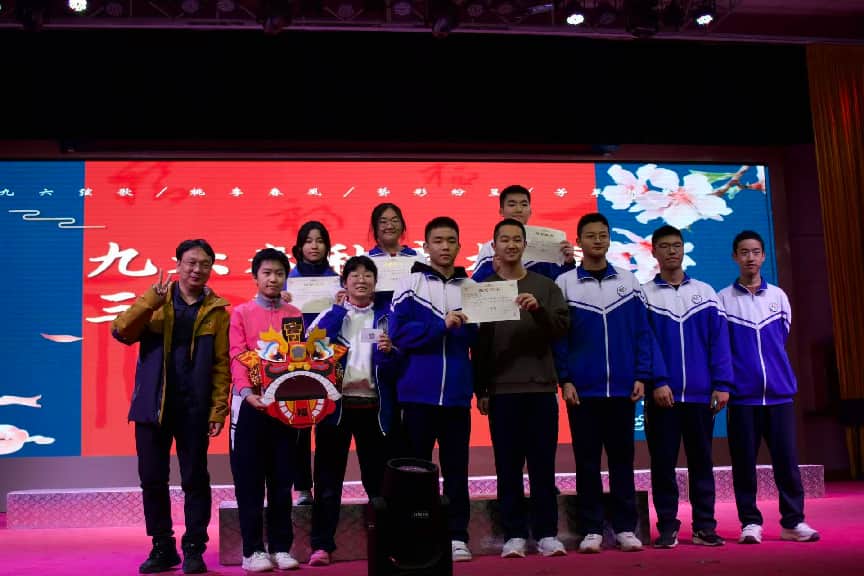 50c14c4cb6f2e5575f127b2699e622bb