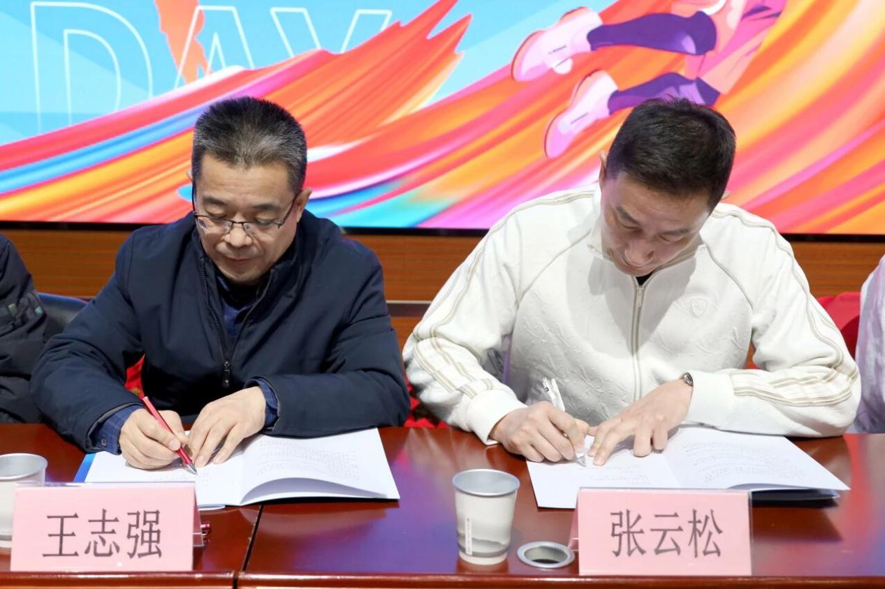 4b47175e9088af8b3b84b726a95c6751