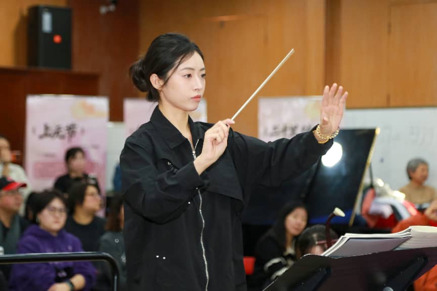 图16政府街校区李明洁